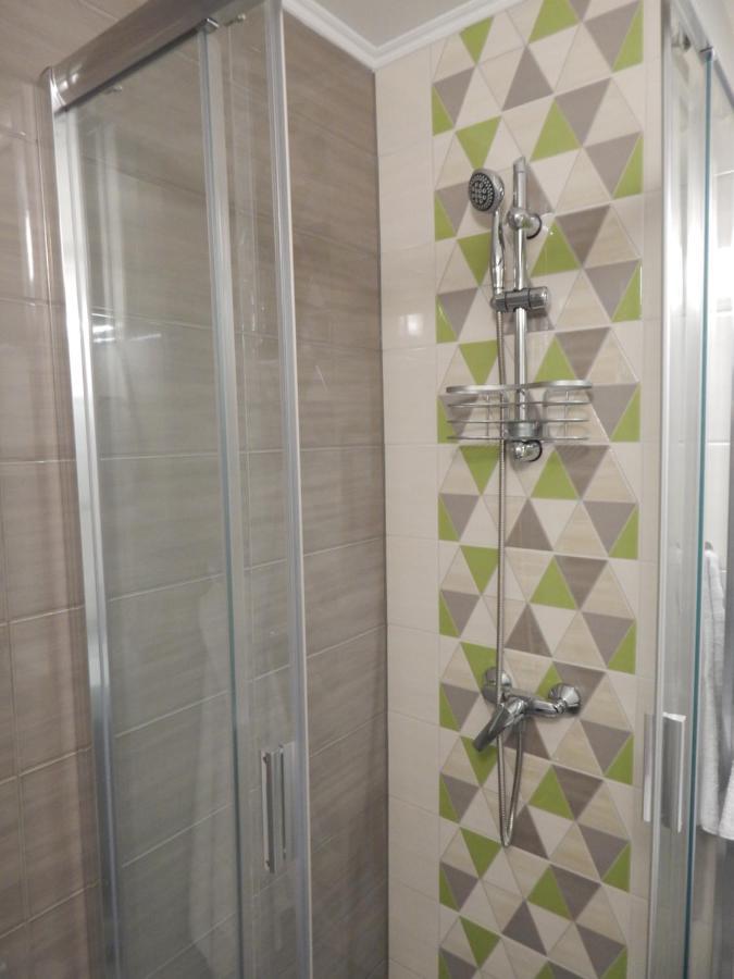 Pisztácia 2020 Apartman Kazincbarcika Exterior foto